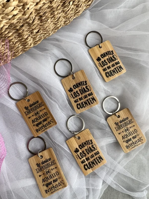 Llaveros de Bambú Personalizados